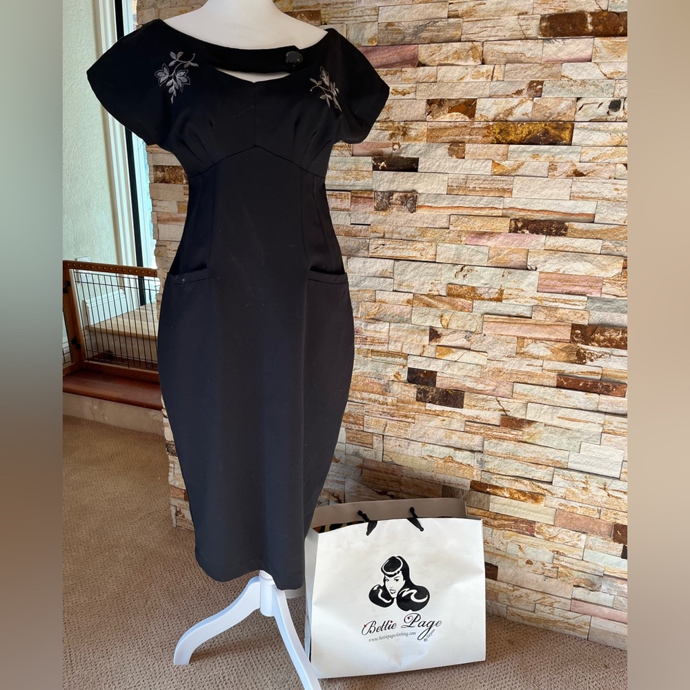 Black Embroidered Bettie Page Dress SIZE LARGE